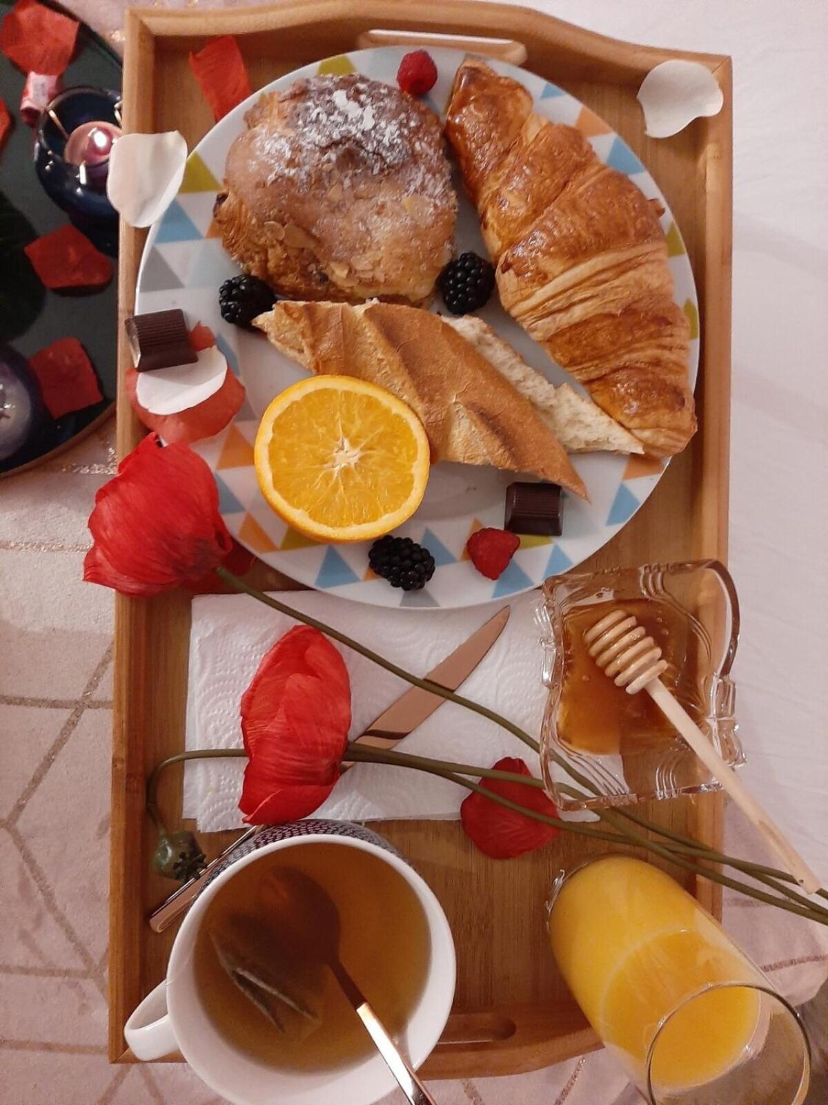 Luxury Suite Paris Republique Luaran gambar
